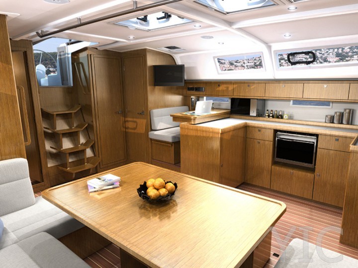 1114358170000100148 cr51 interior 720
