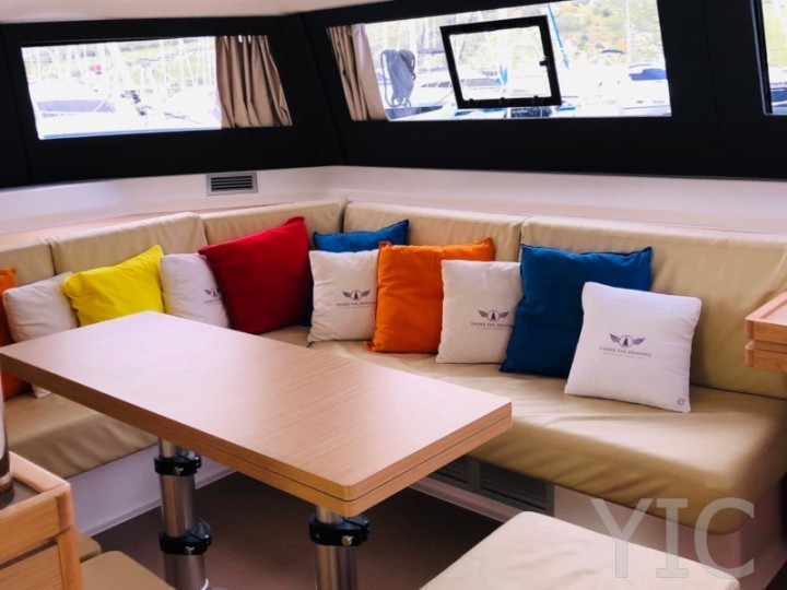 2707766980000103017 dufour 48 catamaran interior 720