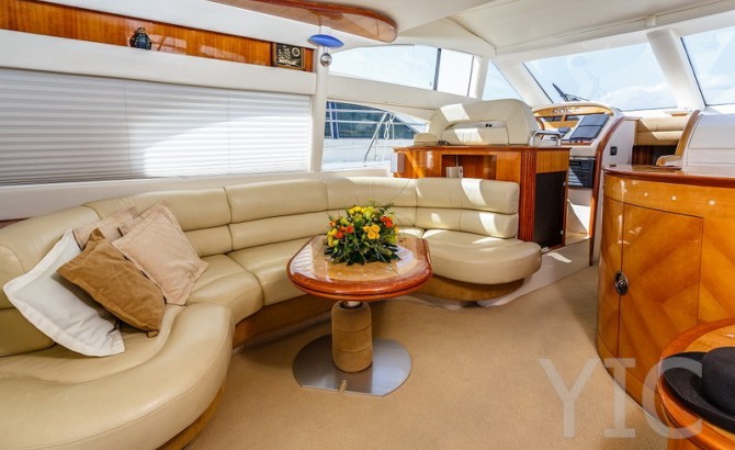 azimut 52 motor yacht in croatia charter on yachtsincroatia