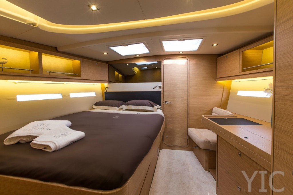 dufour 56 cabin