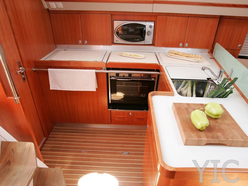 elan 434 sailing yacht in croatia charter on yachtsincroatia