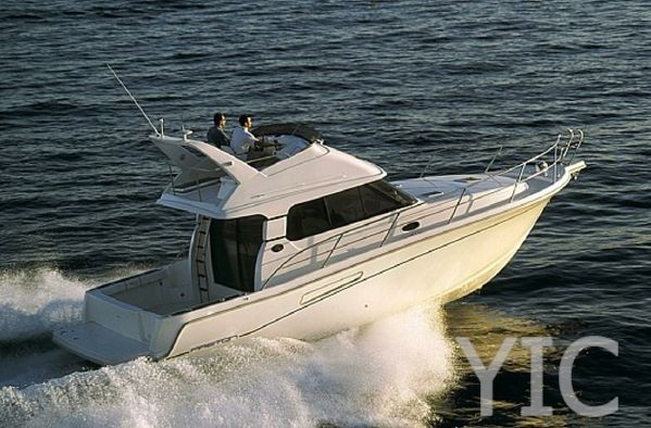 f 1180 fly motor yacht in croatia charter on yachtsincroatia