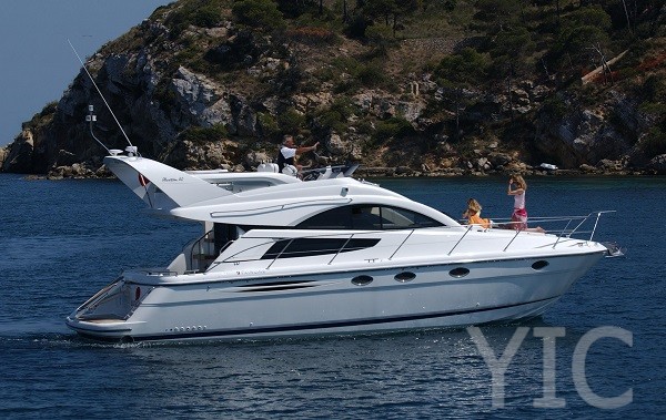 fairline phantom 40 motor yacht in croatia charter on yachtsincroatia