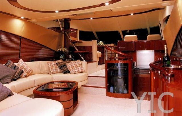 fairline squadron 58 motor yacht in croatia charter on yachtsincroatia