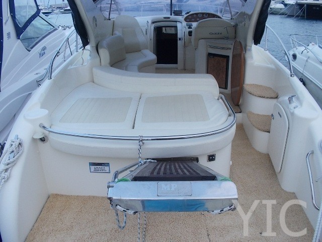 gobbi 315 motor yacht in croatia charter on yachtsincroatia