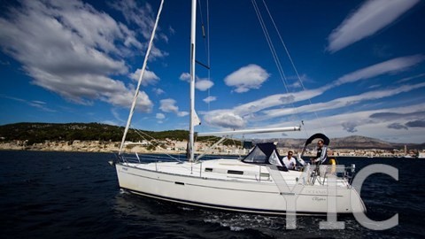 oceanis 343 sailing yacht in croatia charter on yachtsincroatia