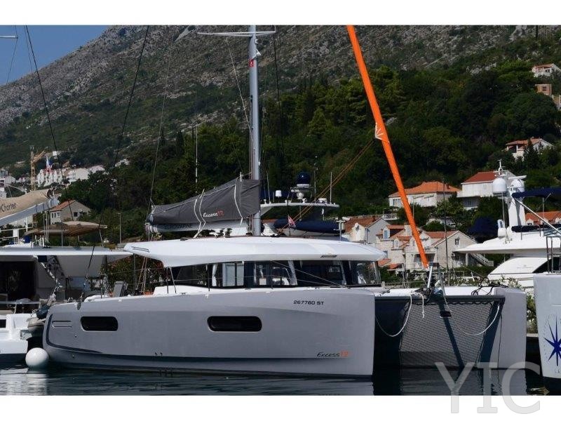 rent a boat 2022 dalmatia catamaran
