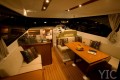 5bd921c57b378 l